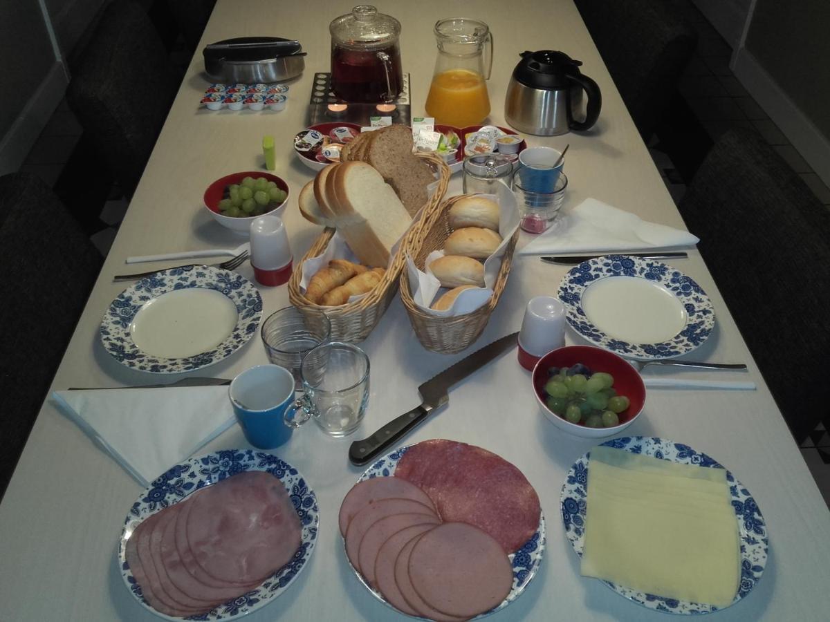 B&B Pipowagen "Het Wellnesst" Op Wellness Camping En B&B Stoltenborg Meddo 외부 사진