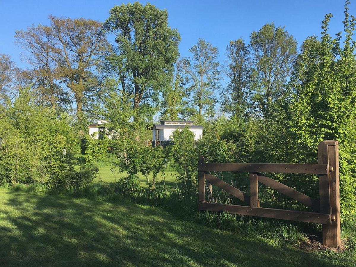 B&B Pipowagen "Het Wellnesst" Op Wellness Camping En B&B Stoltenborg Meddo 외부 사진